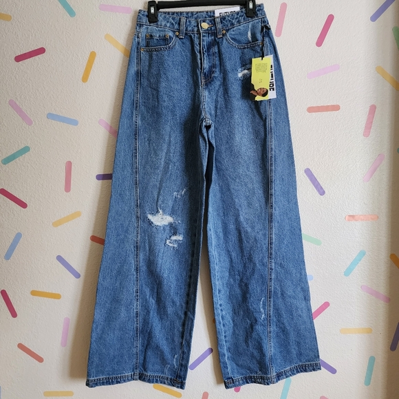 Jenee Naylor High-Rise Distressed Wide Leg Jeans NWT Future Collective - Picture 11 of 16